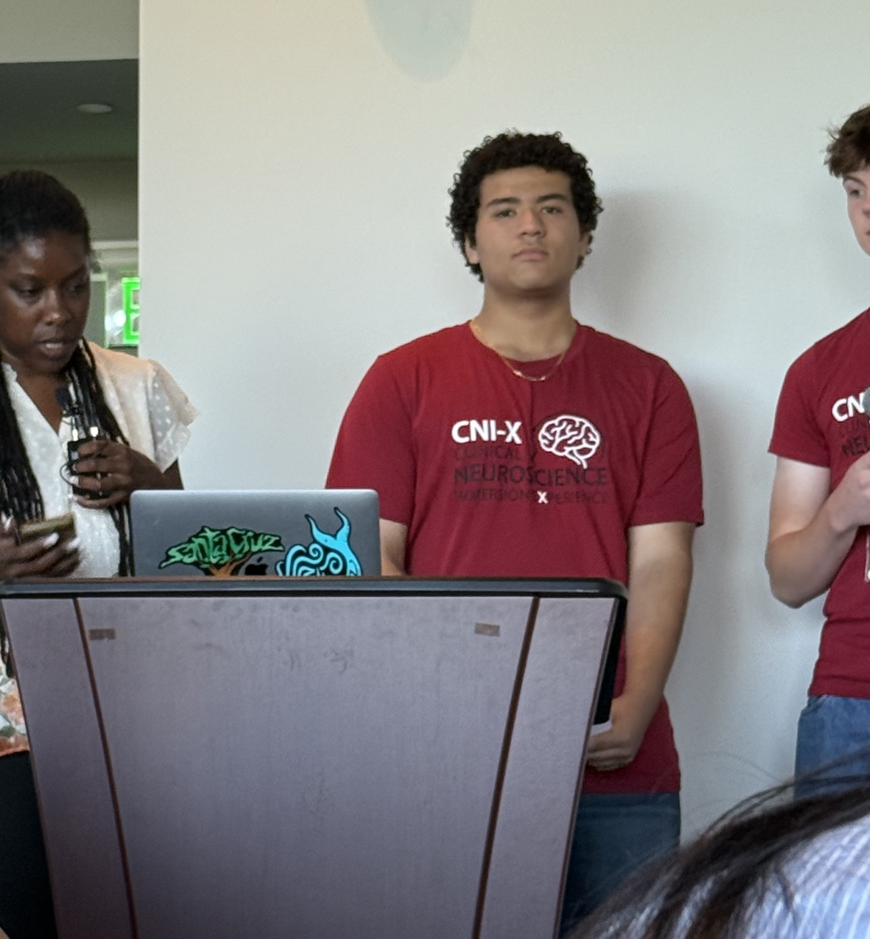 Presenting my idea at CNI-X.
